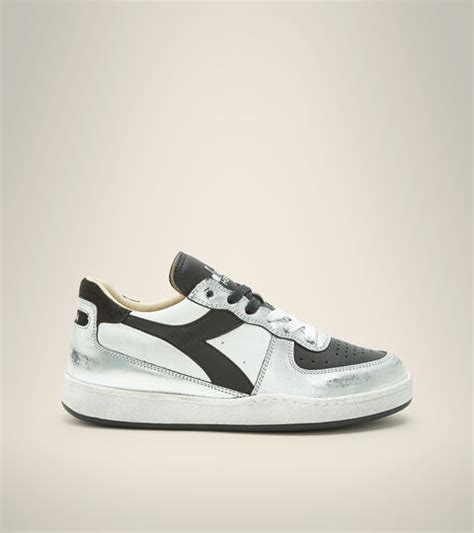 Diadora: Shoes, Clothing and Accessories BE.